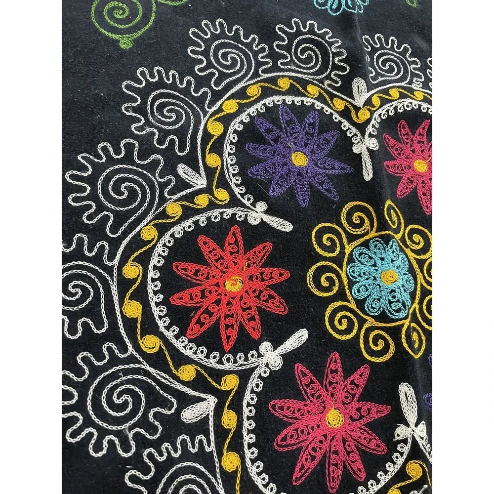 Vtg Uzbek Suzani Handmade Embroidery‎ on Velvet Tablecloth Wall Hanging 53